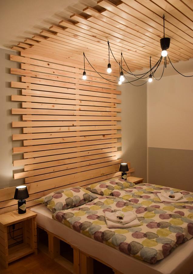 Guest House Park Zibert Ljubljana Bagian luar foto