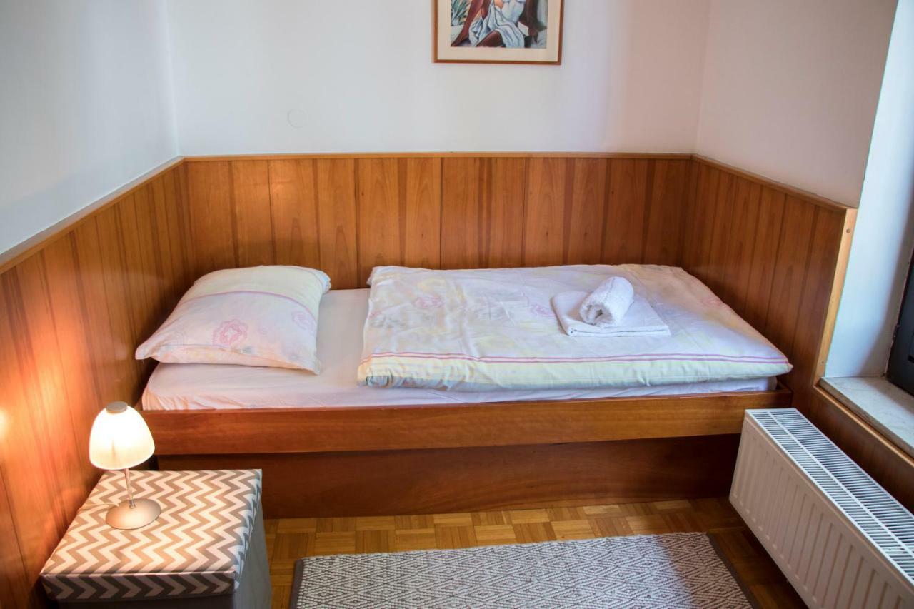 Guest House Park Zibert Ljubljana Bagian luar foto